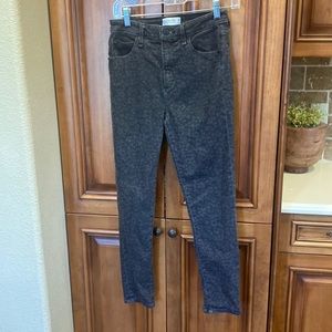 Abercrombie and finch high-rise, super skinny ankle jeans. 27/4